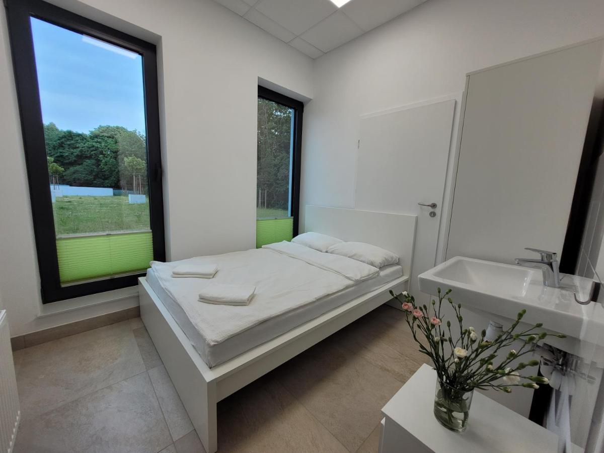 Aquamarina Prima - Pokoje Na Parterze Aparthotel Miedzyzdroje Exterior foto